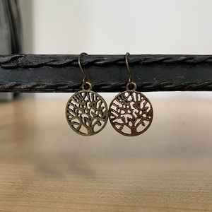 ⭐️ Gold Tree Earrings